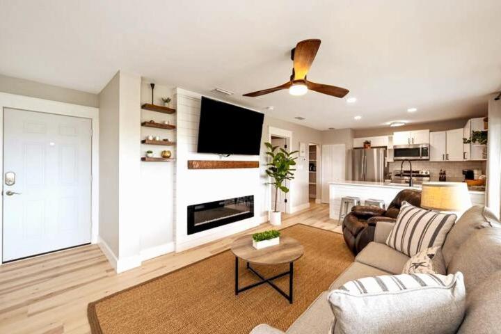 So Fire So Good 3 Comm Pools Lakeview Fireplace 데스틴 외부 사진